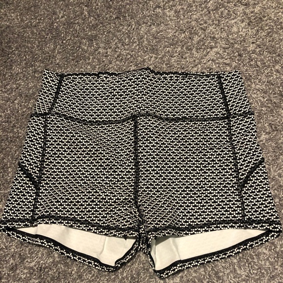 lululemon athletica Pants - 💫NEXT DAY SHIPPING💫 LULULEMON trendy shorts